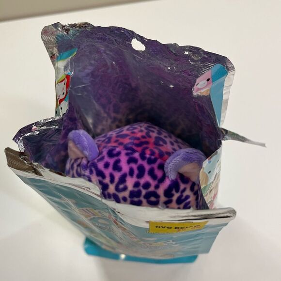 Squishmallow 2020 5" Mystery Squad Series 1 Scented Rainbow Cheetah Plush - Picture 2 of 9